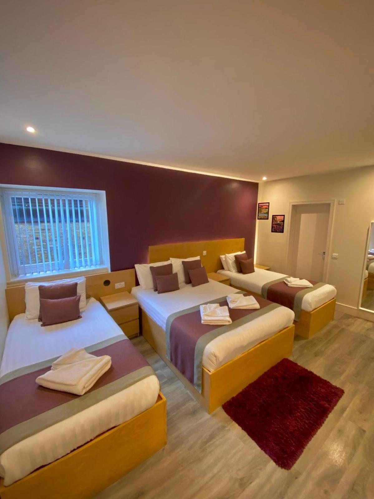 Holtwhites Hotel Enfield Ngoại thất bức ảnh